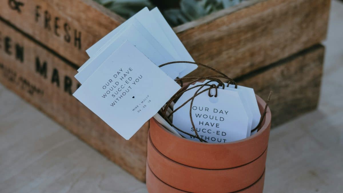 Des idées de cadeaux personnalisés pour faire plaisir à vos invités de mariage