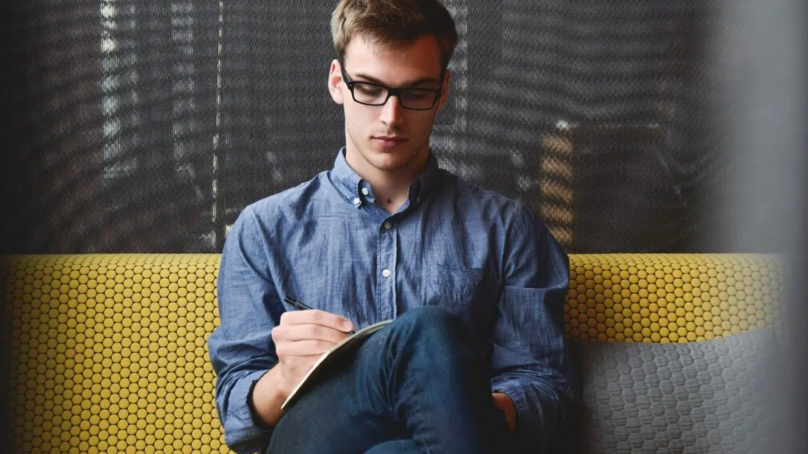 Une marque française habille les hommes avec des vêtements éco-responsables